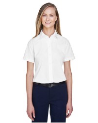 Devon  Jones Women's Crown Collection Broadcloth Short Sleeve Woven Dress Shirt